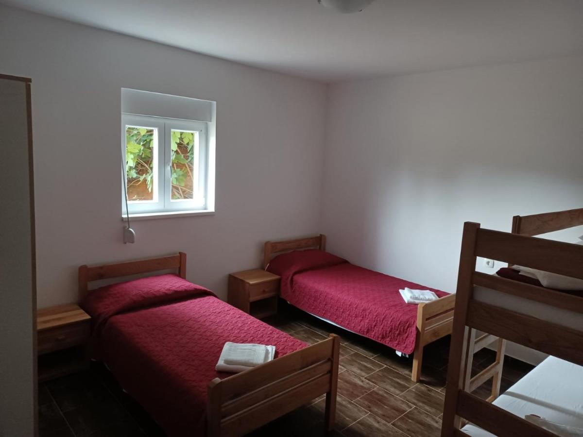 Apartman Milanko Muskovci Bagian luar foto
